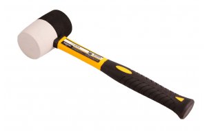 Молоток-киянка бело-черная X-PERT 750 прорезиненная ручка